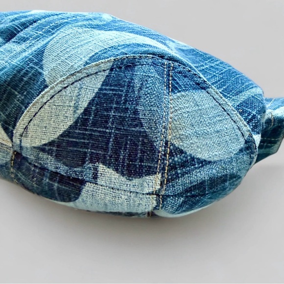 Coach Blue Denim Jumbo Signature Hobo Shoulder Bag 12190 China - Picture 5 of 9